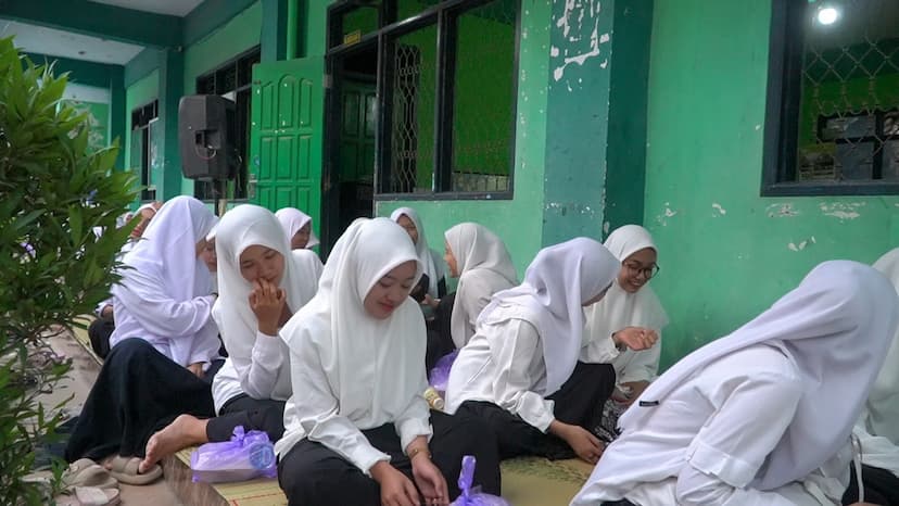 Pemdes Tanjungsari Perkuat Pendidikan Keagamaan Warga